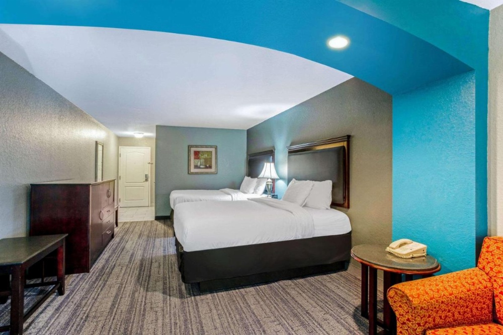 La Quinta Inn & Suites by Wyndham Mobile - Tillman's Corner Image 37